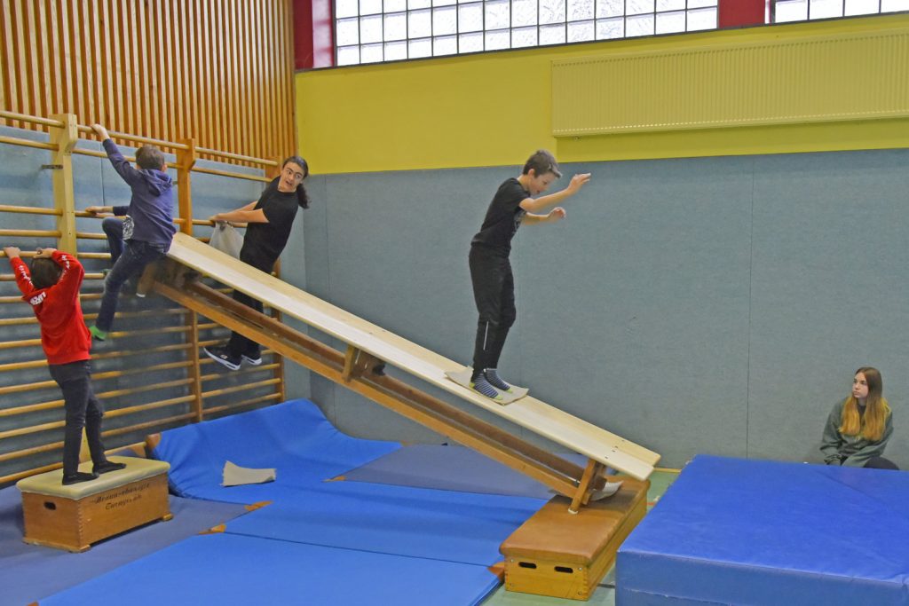 Ein sportlicher Balanceakt (Foto: MEN)