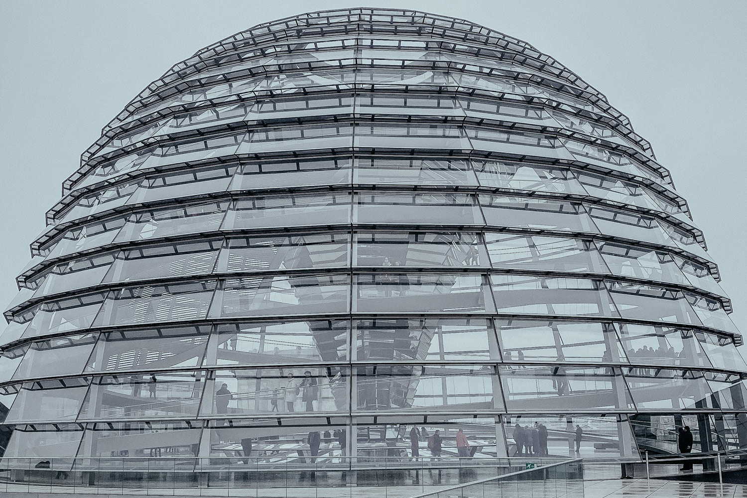 Kuppel des Bundestags (Foto: Ivan-Rohovchenko, Unsplash) Kuppel des Bundestags (Foto: Ivan-Rohovchenko, Unsplash)