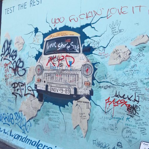 Ein Stück Berliner Mauer: Die East Side Gallery (Foto: MAK)