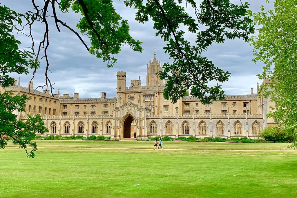 Cambridge University, England (Foto: Divyansh Jain, Unsplash)