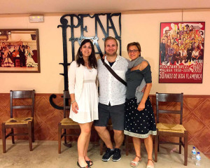 Frau Peters beim Kursbesuch im Flamenco-Museum (2018/2019, Málaga/Spanien) Frau Peters beim Kursbesuch im Flamenco-Museum (2018/2019, Málaga/Spanien)