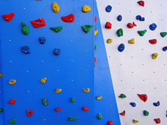 Kletterwand am Scharnhorstgymnasium (Foto: MAK) Kletterwand am Scharnhorstgymnasium (Foto: MAK)