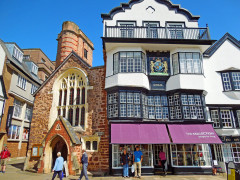 Fachwerkstadt Exeter (Foto: Kulturnator, Pixabay) Fachwerkstadt Exeter (Foto: Kulturnator, Pixabay)