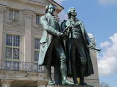 Goethe und Schiller in Weimar (Foto: Dirk Schmidt, Pixabay)