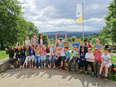 Klassenfoto vor der Jugendherberge (Foto: MAK) Klassenfoto vor der Jugendherberge (Foto: MAK)