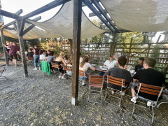 Gemeinsames Abschlussgrillen