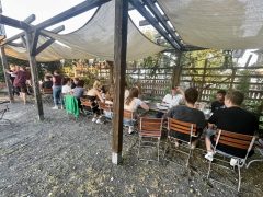 Gemeinsames Abschlussgrillen