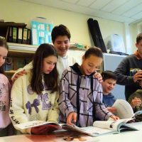 Fleißiges Deutschlernen im DaZ-Kurs.